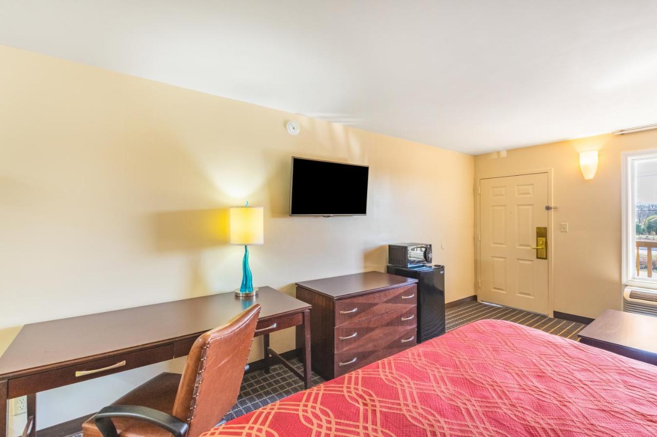 גפני Econo Lodge מראה חיצוני תמונה