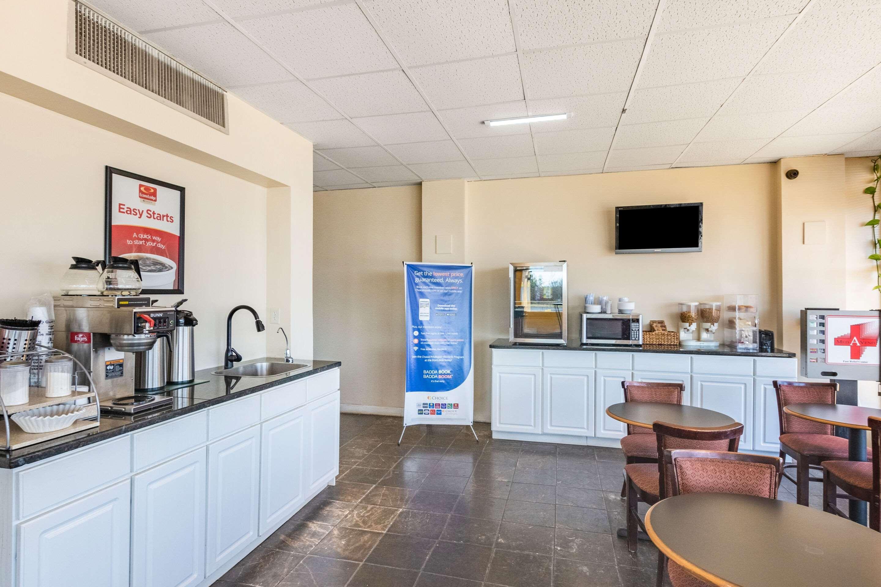 גפני Econo Lodge מראה חיצוני תמונה